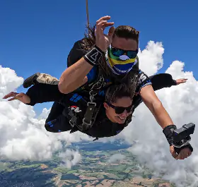 Pular de paraquedas em Piracicaba